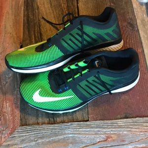 Barely worn sneakers